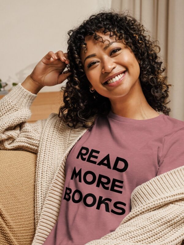 Read More Books Women's T-Shirt